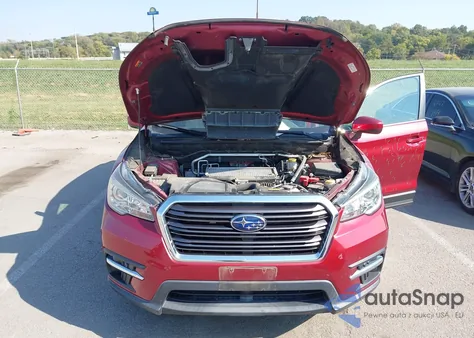 2019 Subaru Ascent Premium z USA, uszkodzony, nr VIN 4S4WMACDXK3404035